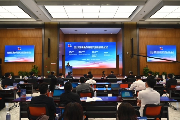 Cíl Ningbo dovézt během pěti let zboží ze střední a východní Evropy v hodnotě 10 miliard dolarů zůstává nezměněn